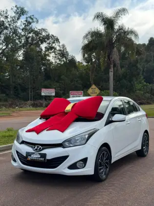HYUNDAI HB20S 1.0 COMFORT PLUS 12V FLEX 4P MANUAL HYUNDAI HB20S 1.0 COMFORT PLUS 12V FLEX 4P MANUAL