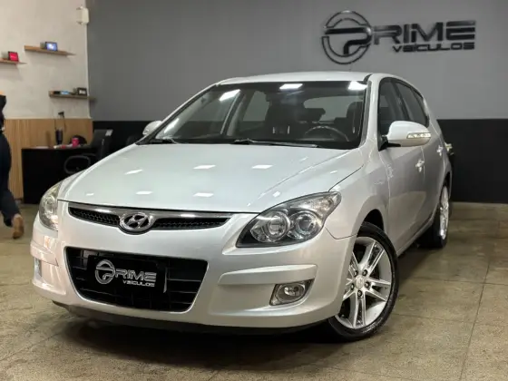 HYUNDAI I30 2.0 MPFI GLS 16V GASOLINA 4P AUTOMÁTICO HYUNDAI I30 2.0 MPFI GLS 16V GASOLINA 4P AUTOMÁTICO