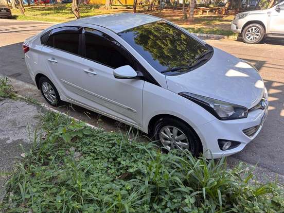 HYUNDAI-HB20S-1.0 COMFORT STYLE 12V FLEX 4P MANUAL HYUNDAI-HB20S-2013