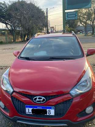 HYUNDAI-HB20X-2013