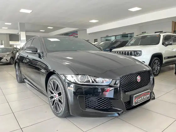 JAGUAR XE 2.0 16V INGENIUM P250 GASOLINA R-SPORT 4P AUTOMÁTICO JAGUAR XE 2.0 16V INGENIUM P250 GASOLINA R-SPORT 4P AUTOMÁTICO