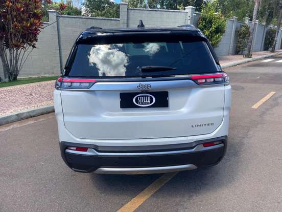 JEEP-COMMANDER-2022