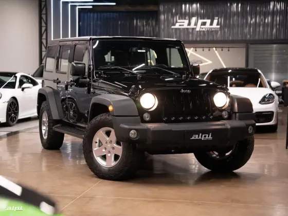 JEEP WRANGLER 3.6 UNLIMITED SPORT 4X4 V6 GASOLINA 4P AUTOMÁTICO JEEP WRANGLER 3.6 UNLIMITED SPORT 4X4 V6 GASOLINA 4P AUTOMÁTICO