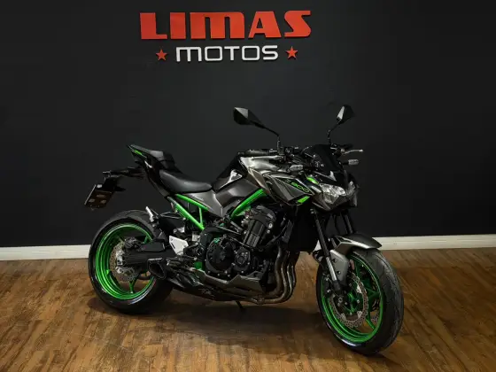 KAWASAKI Z900 KAWASAKI Z900