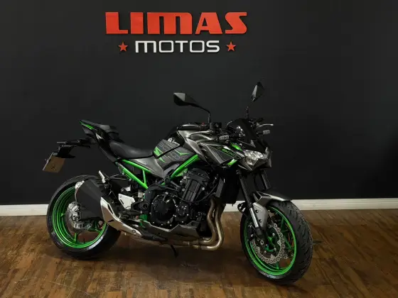 KAWASAKI Z900 KAWASAKI Z900