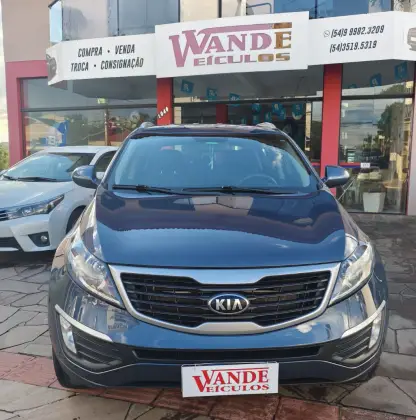 KIA SPORTAGE 2.0 LX 4X2 16V FLEX 4P AUTOMÁTICO KIA SPORTAGE 2.0 LX 4X2 16V FLEX 4P AUTOMÁTICO