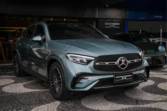 MERCEDES-BENZ GLC 300 2.0 MHEV AMG LINE COUPÉ 4MATIC 9G-TRONIC