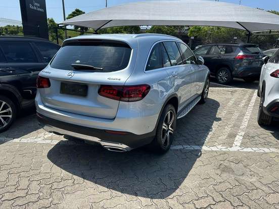 MERCEDES-BENZ-GLC 220d-2.0 TURBO DIESEL OFF-ROAD 9G-TRONIC MERCEDES-BENZ-GLC 220d-2021