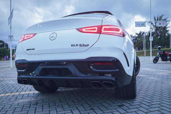 MERCEDES-BENZ-GLE 63 AMG-4.0 V8 BITURBO GASOLINA COUPÉ S 4MATIC 9G-TRONIC MERCEDES-BENZ-GLE 63 AMG-2022