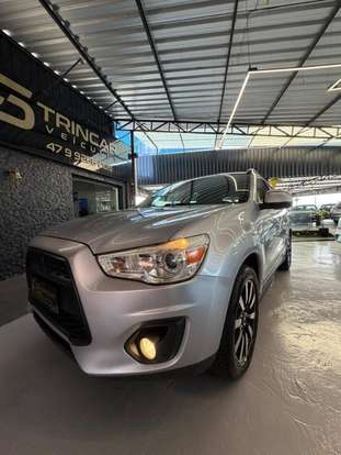 MITSUBISHI-ASX-2015