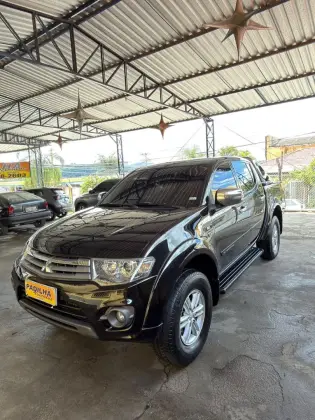 MITSUBISHI L200 TRITON 3.2 HPE 4X4 CD 16V TURBO INTERCOOLER DIESEL 4P AUTOMÁTICO