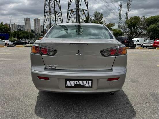 MITSUBISHI-LANCER-2.0 HL 16V GASOLINA 4P AUTOMÁTICO MITSUBISHI-LANCER-2016