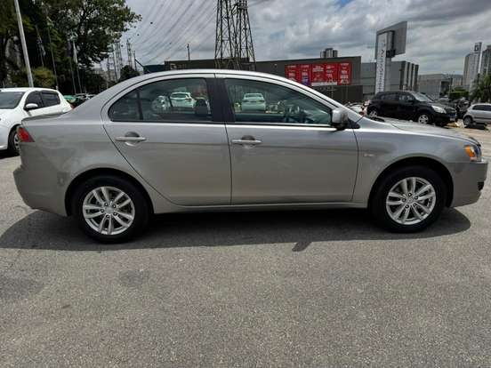 MITSUBISHI-LANCER-2016
