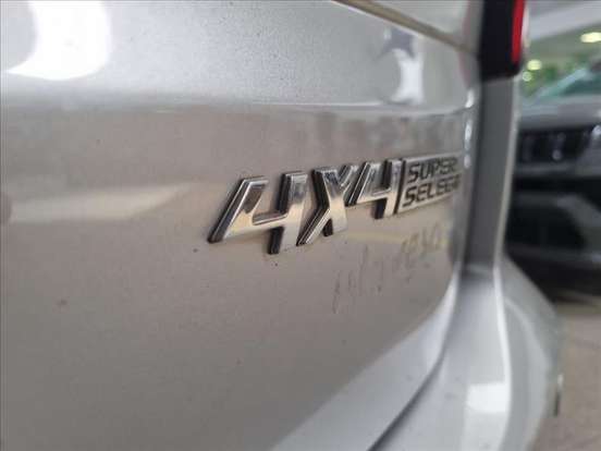MITSUBISHI-PAJERO SPORT-2.4 16V MIVEC TURBO DIESEL LEGEND AWD AUTOMÁTICO MITSUBISHI-PAJERO SPORT-2023