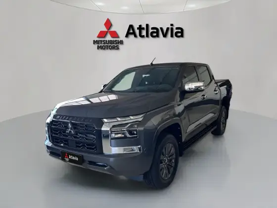 MITSUBISHI TRITON 2.4 BITURBO DIESEL CD HPE 4X4 AUTOMÁTICO MITSUBISHI TRITON 2.4 BITURBO DIESEL CD HPE 4X4 AUTOMÁTICO
