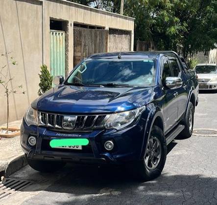 MITSUBISHI L200 TRITON 2.4 16V TURBO DIESEL SPORT HPE CD 4P 4X4 AUTOMÁTICO