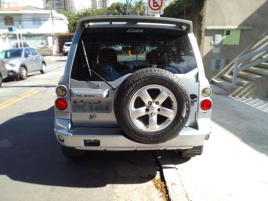 MITSUBISHI-PAJERO TR4-2.0 4X4 16V 140CV FLEX 4P AUTOMÁTICO MITSUBISHI-PAJERO TR4-2008