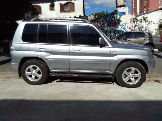 MITSUBISHI-PAJERO TR4-2008