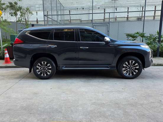 MITSUBISHI-PAJERO SPORT-2.4 16V MIVEC TURBO DIESEL HPE-S AWD AUTOMÁTICO MITSUBISHI-PAJERO SPORT-2023
