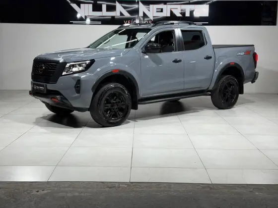 NISSAN FRONTIER 2.3 16V TURBO DIESEL PRO4X CD 4X4 AUTOMÁTICO