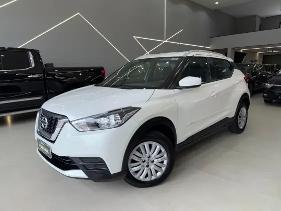 NISSAN KICKS 1.6 16V FLEXSTART S 4P XTRONIC NISSAN KICKS 1.6 16V FLEXSTART S 4P XTRONIC