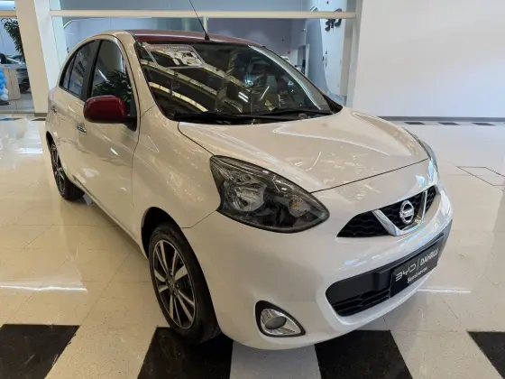 NISSAN MARCH 1.6 SL 16V FLEXSTART 4P XTRONIC