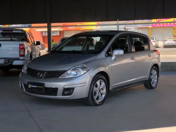 NISSAN TIIDA 1.8 SL 16V FLEX 4P AUTOMÁTICO