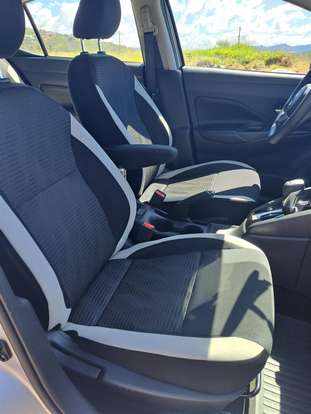 NISSAN-VERSA-2023