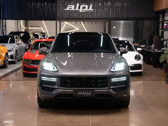 PORSCHE-CAYENNE-2025