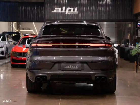 PORSCHE-CAYENNE-2025