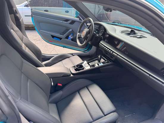 PORSCHE-911-2020
