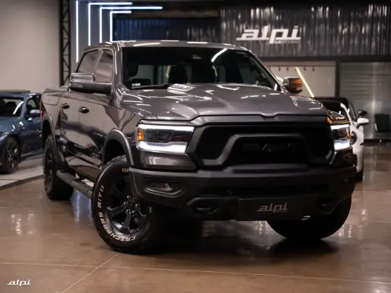 RAM 1500 5.7 V8 GASOLINA REBEL CD 4X4 AUTOMÁTICO RAM 1500 5.7 V8 GASOLINA REBEL CD 4X4 AUTOMÁTICO