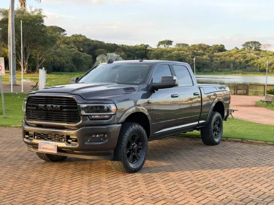 RAM 2500 6.7 I6 TURBO DIESEL NIGHT EDITION CD 4X4 AUTOMÁTICO RAM 2500 6.7 I6 TURBO DIESEL NIGHT EDITION CD 4X4 AUTOMÁTICO