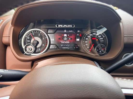 RAM-2500-6.7 I6 TURBO DIESEL LARAMIE CD 4X4 AUTOMÁTICO RAM-2500-2021