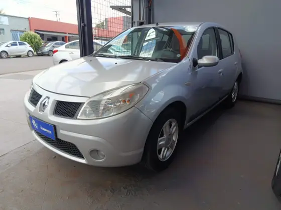 RENAULT SANDERO 1.6 PRIVILÉGE 16V FLEX 4P MANUAL RENAULT SANDERO 1.6 PRIVILÉGE 16V FLEX 4P MANUAL