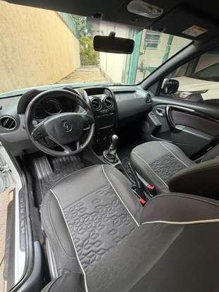 RENAULT-DUSTER OROCH-2021