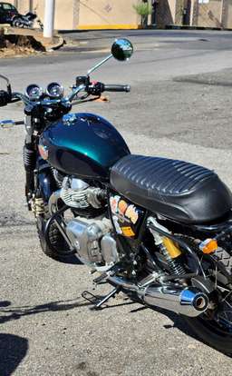 ROYAL ENFIELD-INTERCEPTOR-2024