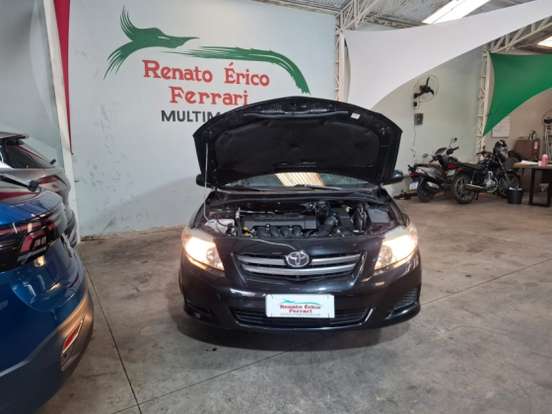 TOYOTA-COROLLA-2010