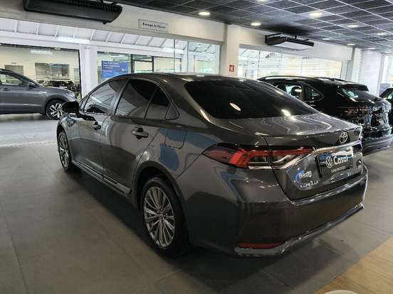 TOYOTA-COROLLA-2023