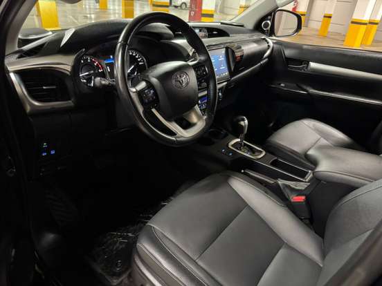 TOYOTA-HILUX-2024