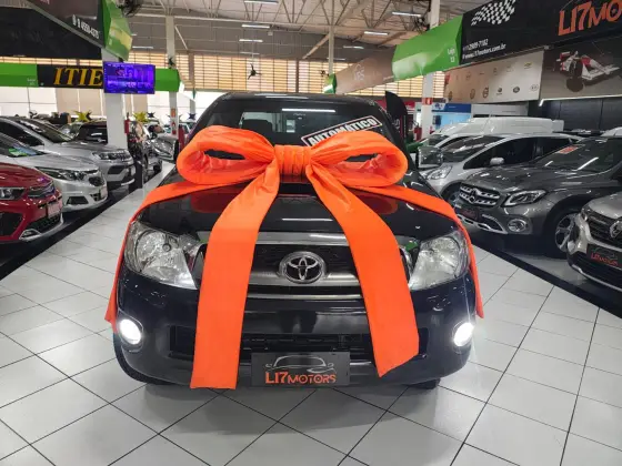 TOYOTA HILUX 3.0 SRV 4X4 CD 16V TURBO INTERCOOLER DIESEL 4P AUTOMÁTICO TOYOTA HILUX 3.0 SRV 4X4 CD 16V TURBO INTERCOOLER DIESEL 4P AUTOMÁTICO