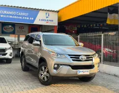 TOYOTA HILUX SW4 2.7 SR 4X2 16V FLEX 4P AUTOMÁTICO TOYOTA HILUX SW4 2.7 SR 4X2 16V FLEX 4P AUTOMÁTICO