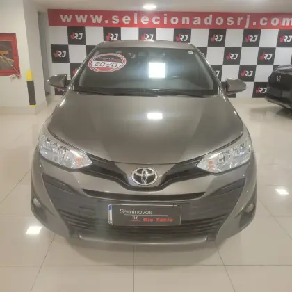 TOYOTA YARIS 1.5 16V FLEX SEDAN XLS CONNECT MULTIDRIVE TOYOTA YARIS 1.5 16V FLEX SEDAN XLS CONNECT MULTIDRIVE