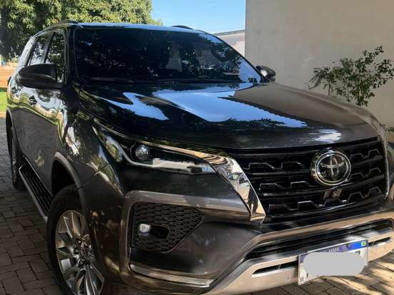 TOYOTA-HILUX SW4-2.8 D-4D TURBO DIESEL SRX 7L 4X4 AUTOMÁTICO TOYOTA-HILUX SW4-2022