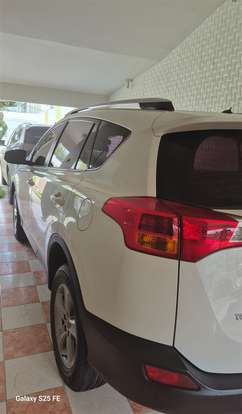 TOYOTA-RAV4-2.0 4X2 16V GASOLINA 4P AUTOMÁTICO TOYOTA-RAV4-2014