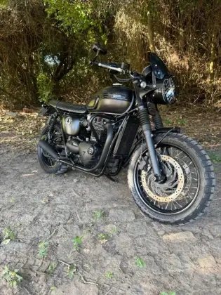 TRIUMPH BONNEVILLE T120 1200 