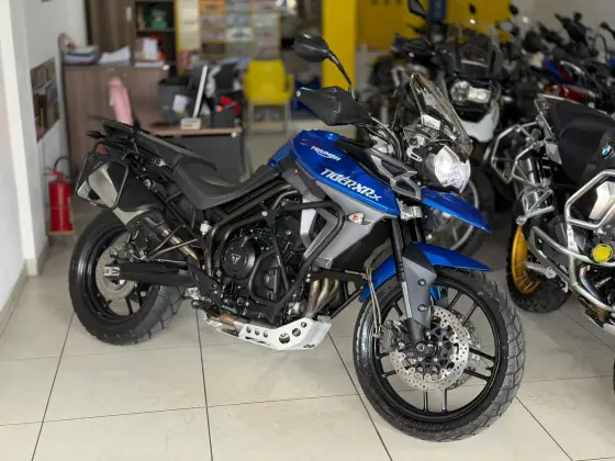 TRIUMPH TIGER 800 XRX 