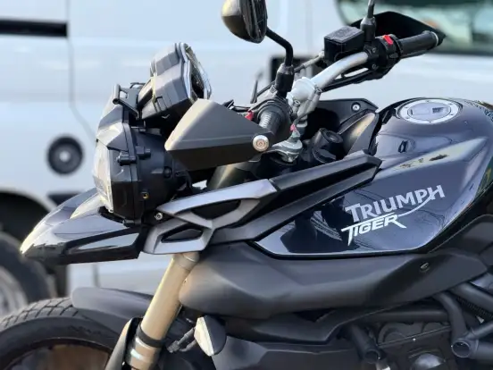 TRIUMPH-TIGER 800XC-2014