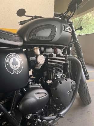 TRIUMPH-BONNEVILLE T120 BLACK 1200 TRIUMPH-BONNEVILLE T120 BLACK 1200-2019