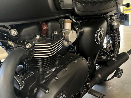 TRIUMPH-BONNEVILLE T120 BLACK 1200 TRIUMPH-BONNEVILLE T120 BLACK 1200-2019